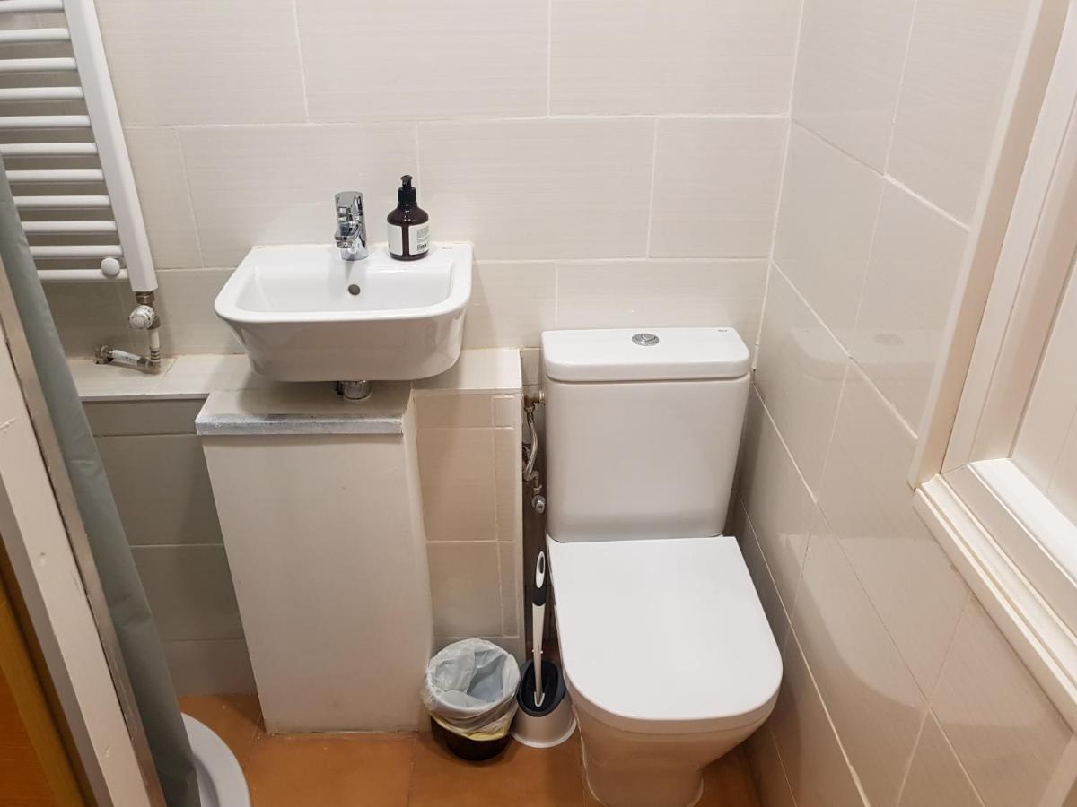 Waves Guesthouse San Sebastián Dış mekan fotoğraf