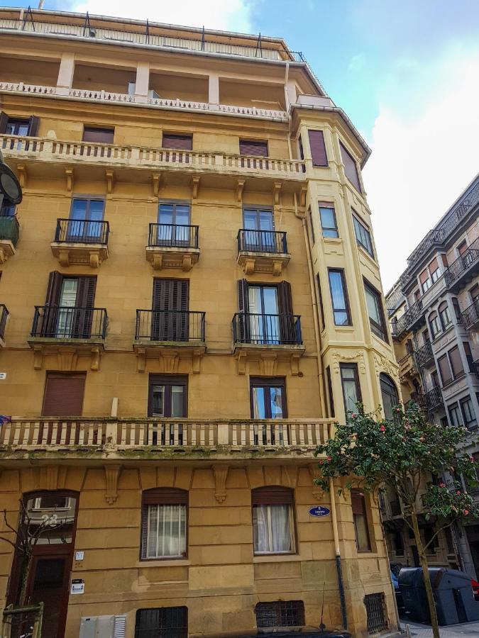 Waves Guesthouse San Sebastián Dış mekan fotoğraf